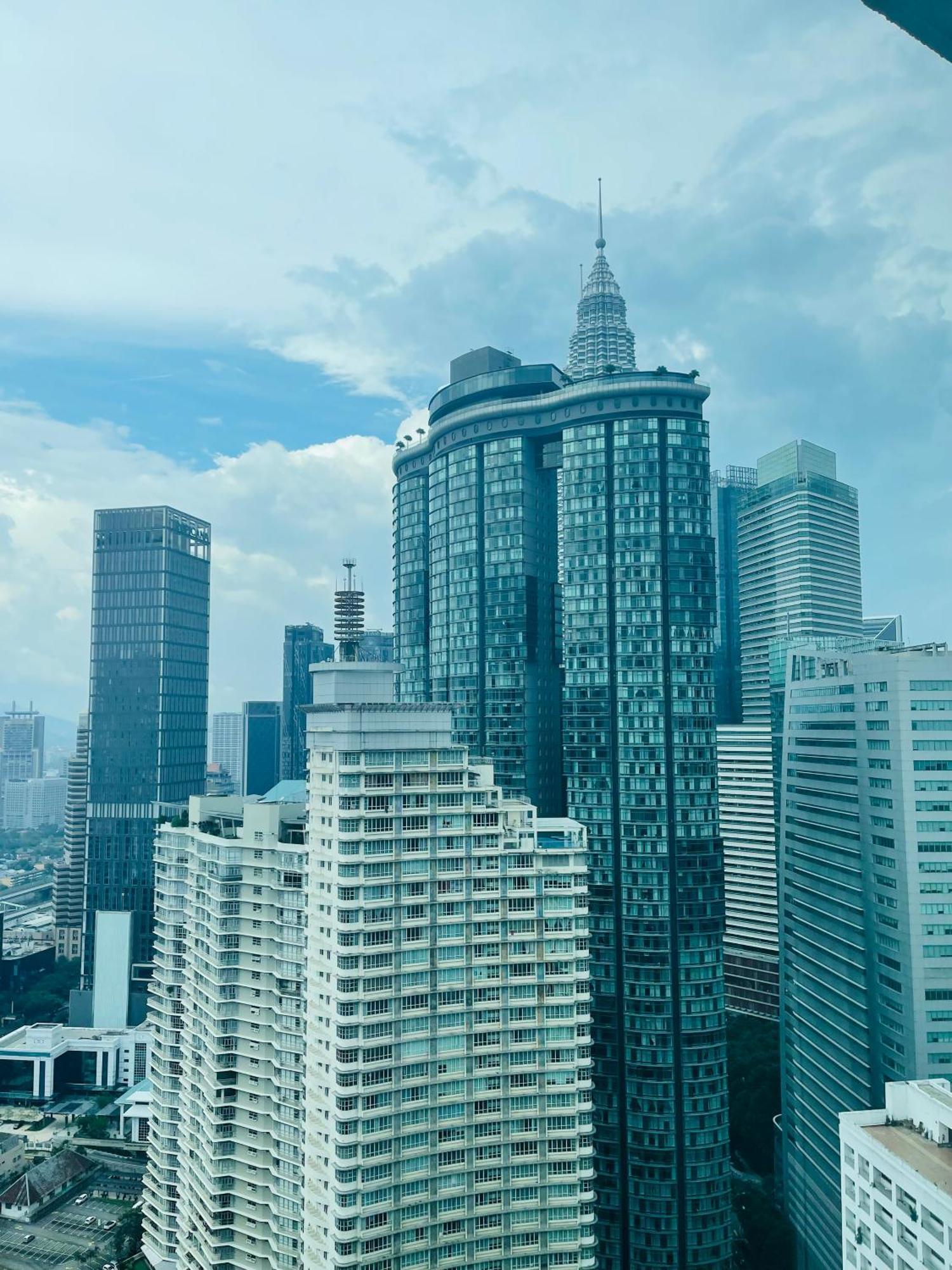 Vortex Suites Klcc By Yashrib Kuala Lumpur Exterior photo